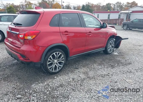 2019 Mitsubishi Outlander Sport 2.0 Es z USA, uszkodzony, nr VIN JA4AP3AU3KU002852